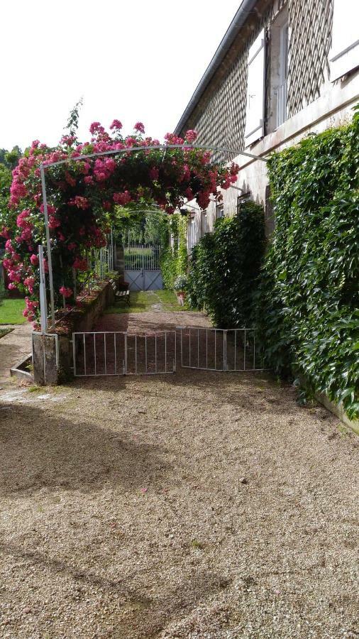 Le Gue Renard-Un Balcon Sur La Charente Villa Jarnac Eksteriør billede